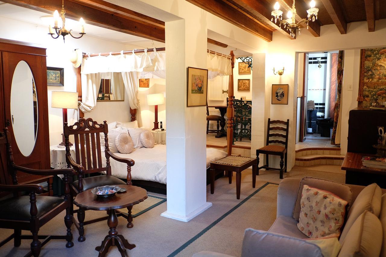 Jambo Guest House Cape Town Exterior photo