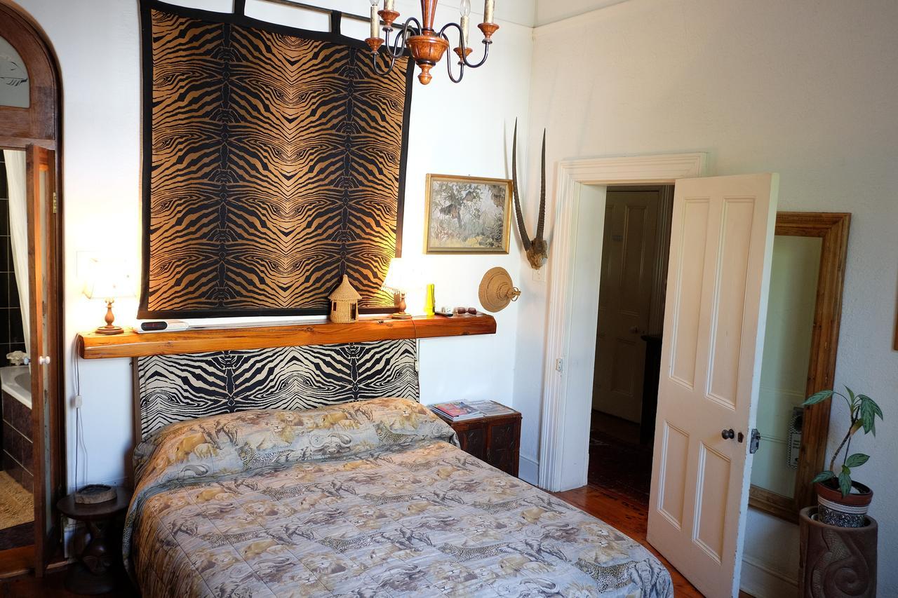 Jambo Guest House Cape Town Exterior photo